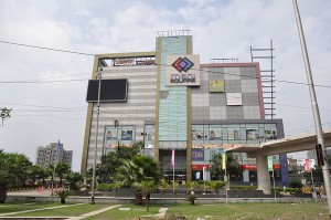 Mani Square, Kolkata. Courtesy: Wikipedia.